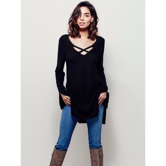 Free People Sweaters - Free People Black cris cross V neck sweater small